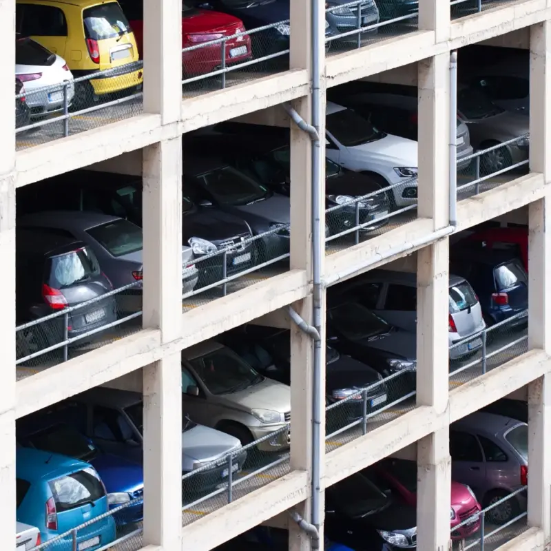 Parcheggio multipiano per chi va all’Ospedale Galeazzi